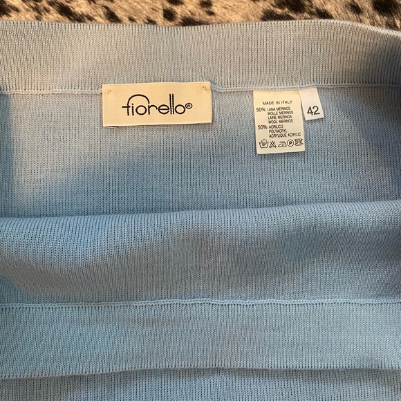 Pale blue Italian wool midi skirt - Picture 3 of 4